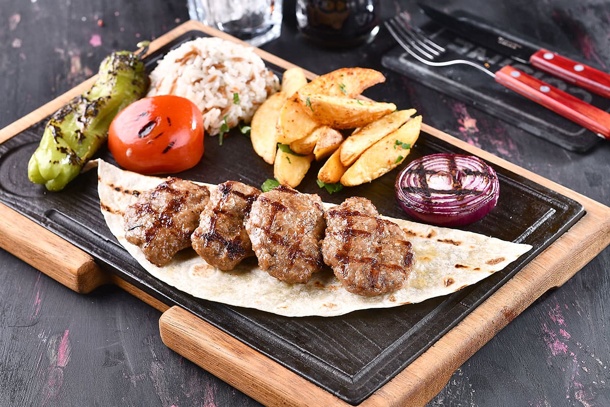 PEHLİVAN ÖZEL IZGARA KÖFTE